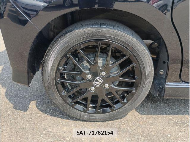 Honda N BOX CUSTOM 2022-10 8246114-22