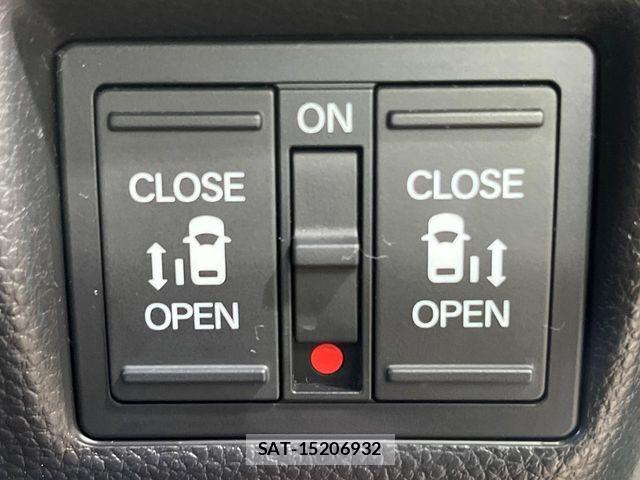 Honda N BOX CUSTOM 2017-12 8246132-4