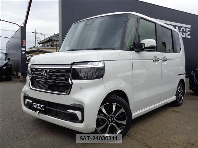 Honda N BOX CUSTOM 2024-10 8246113-0