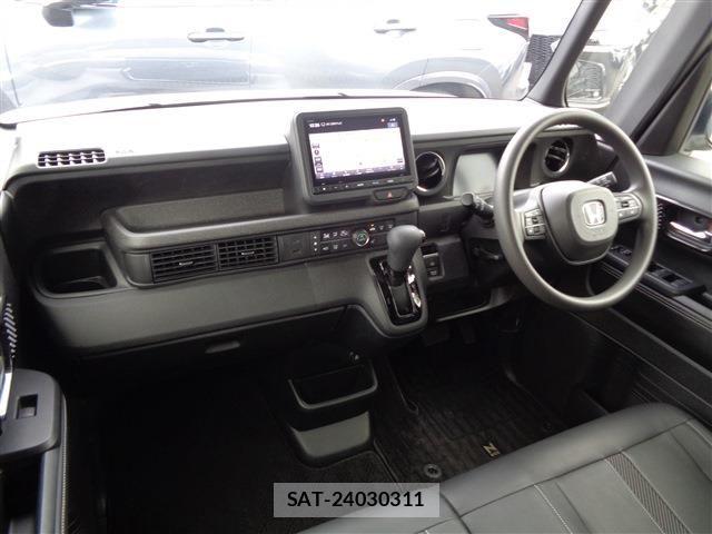 Honda N BOX CUSTOM 2024-10 8246113-11