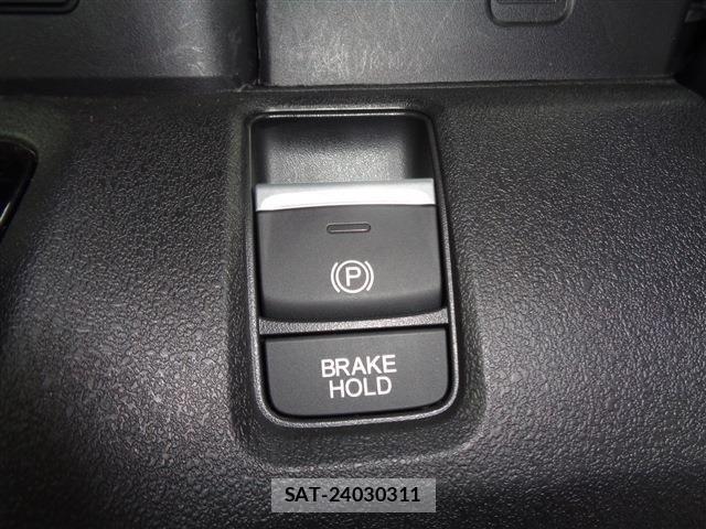 Honda N BOX CUSTOM 2024-10 8246113-23