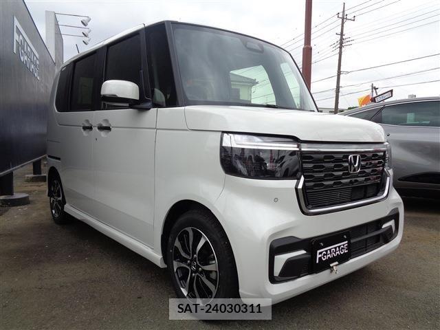 Honda N BOX CUSTOM 2024-10 8246113-2