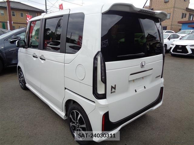 Honda N BOX CUSTOM 2024-10 8246113-5