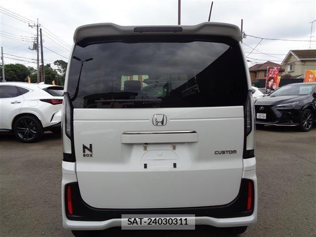 Honda N BOX CUSTOM 2024-10 8246113-6