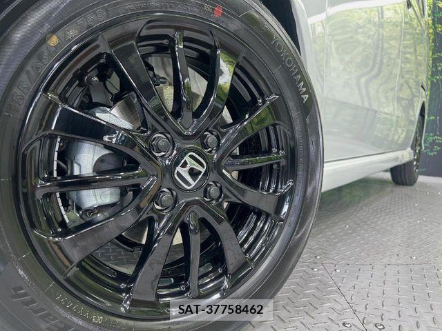 Honda N BOX CUSTOM 2026-06 8246086-12