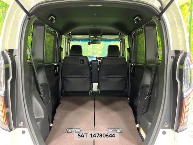 Honda N BOX CUSTOM 2018-05 8246115-9