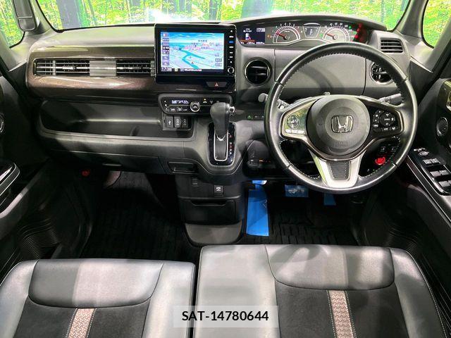 Honda N BOX CUSTOM 2018-05 8246115-1