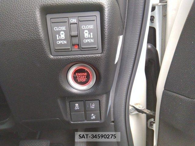 Honda N BOX CUSTOM 2017-10 8246118-24