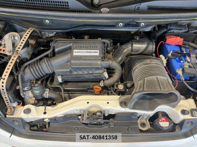 Honda N BOX CUSTOM 2016-01 8246126-17