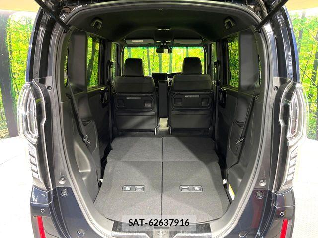 Honda N BOX CUSTOM 2022-04 8246093-11