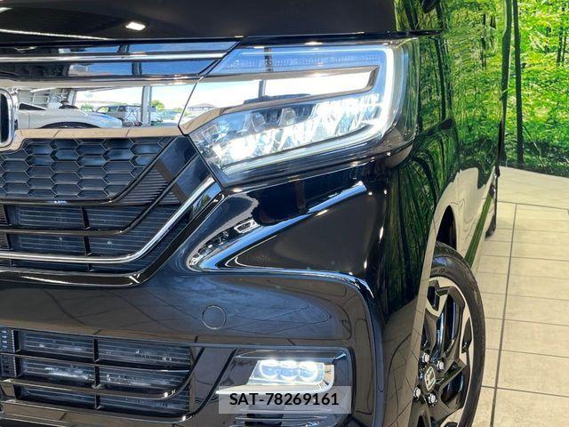 Honda N BOX CUSTOM 2017-09 8246099-11