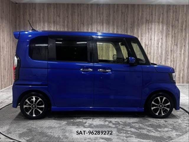Honda N BOX CUSTOM 2020-09 8246130-14