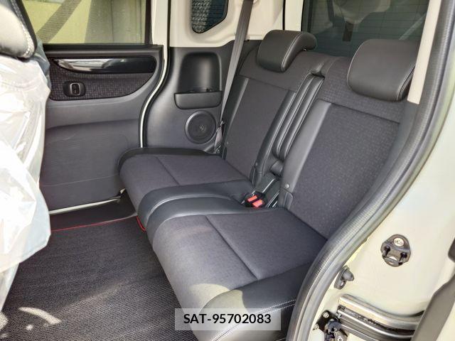 Honda N BOX CUSTOM 2016-09 8246122-21