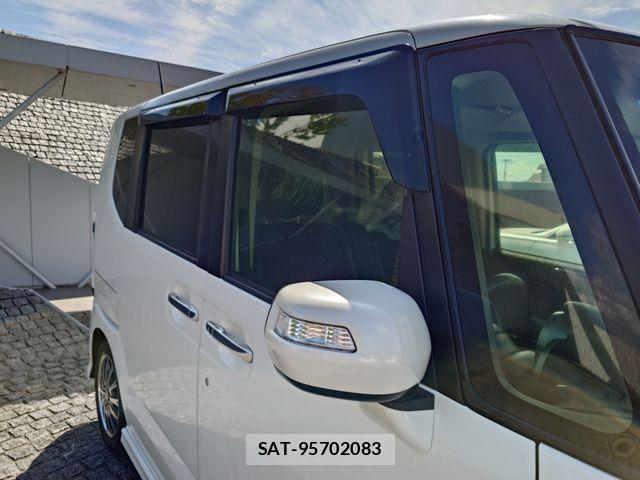 Honda N BOX CUSTOM 2016-09 8246122-4