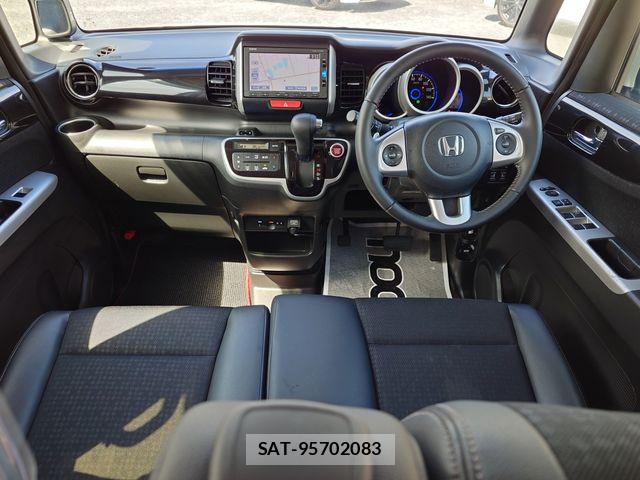 Honda N BOX CUSTOM 2016-09 8246122-8