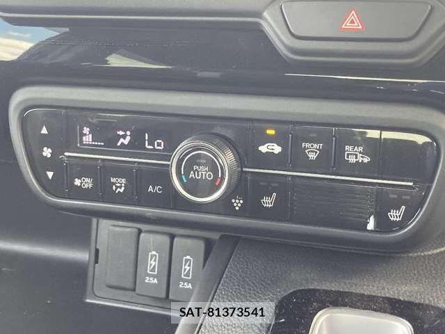 Honda N BOX CUSTOM 2021-10 8246087-9