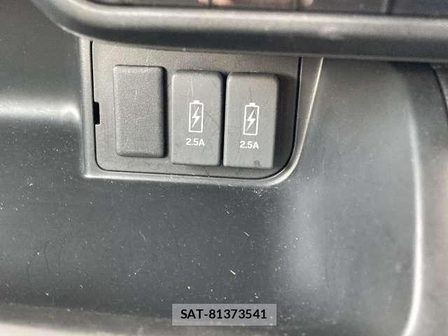 Honda N BOX CUSTOM 2021-10 8246087-13