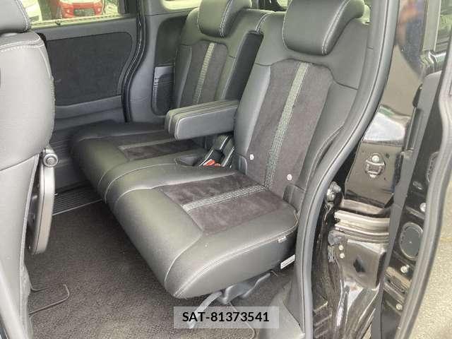 Honda N BOX CUSTOM 2021-10 8246087-21