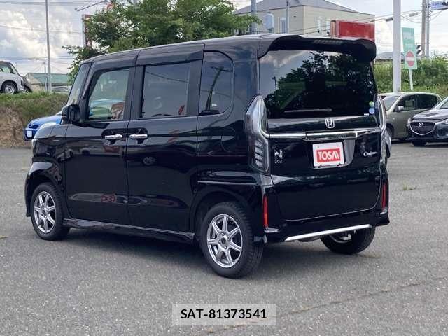 Honda N BOX CUSTOM 2021-10 8246087-28