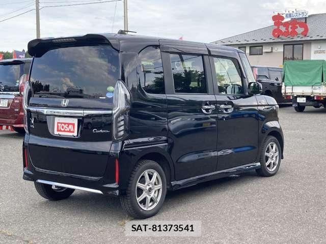 Honda N BOX CUSTOM 2021-10 8246087-4