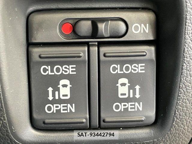 Honda N BOX CUSTOM 2015-10 8246133-5