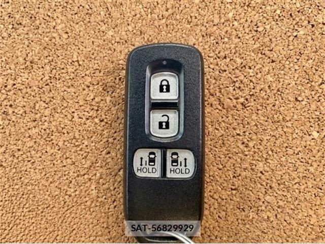 Honda N BOX CUSTOM 2019-08 8246094-17