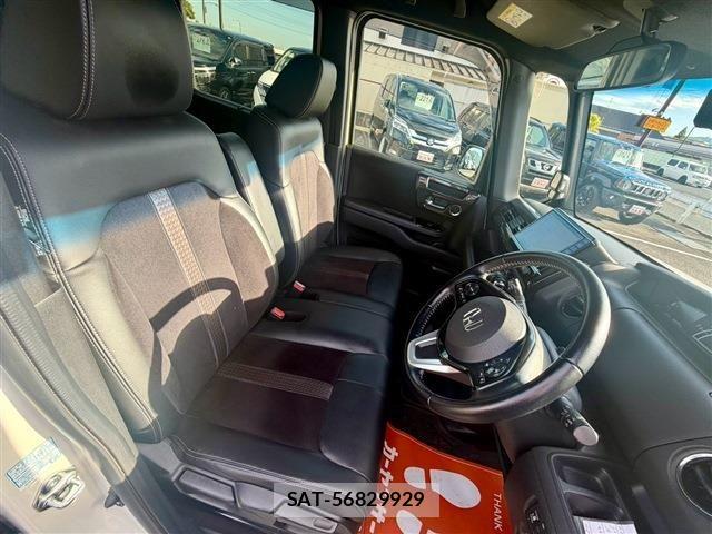 Honda N BOX CUSTOM 2019-08 8246094-23