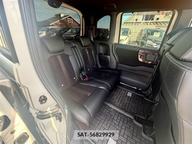 Honda N BOX CUSTOM 2019-08 8246094-25