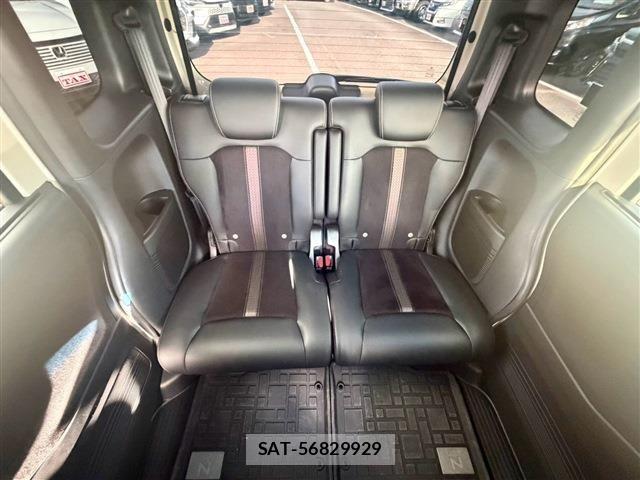 Honda N BOX CUSTOM 2019-08 8246094-26