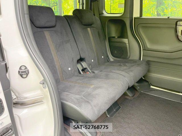 Honda N BOX CUSTOM 2019-04 8246100-8