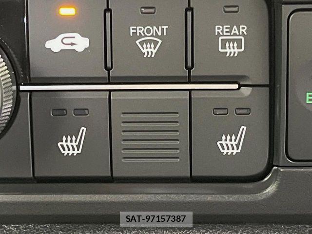 Honda N BOX CUSTOM 2024-12 8246098-4