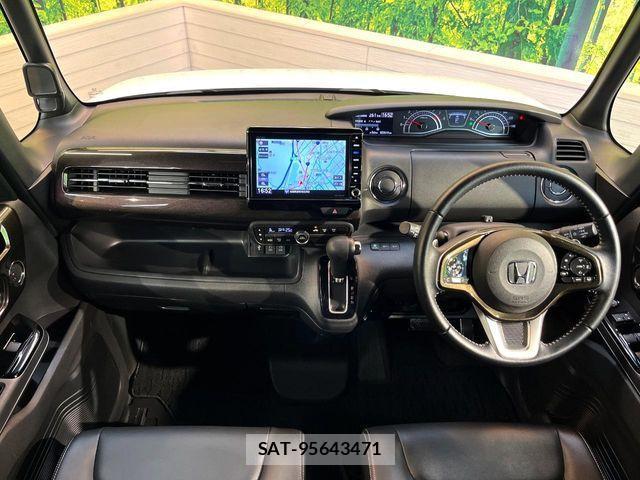 Honda N BOX CUSTOM 2019-08 8246103-1
