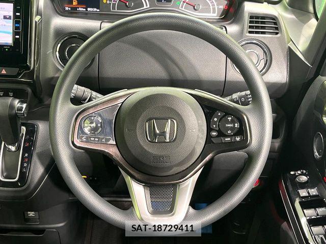 Honda N BOX CUSTOM 2018-04 8246129-10