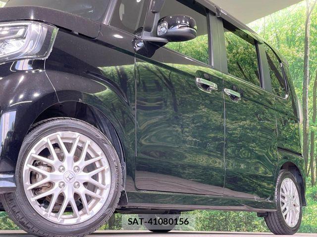 Honda N BOX CUSTOM 2023-03 8246083-12
