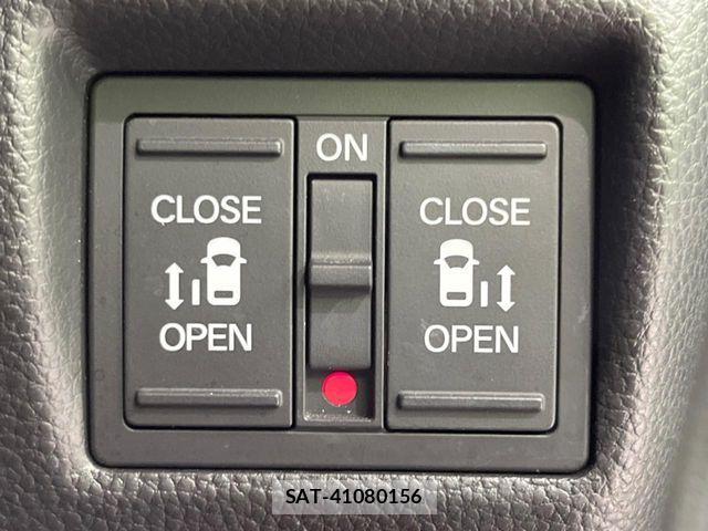 Honda N BOX CUSTOM 2023-03 8246083-4