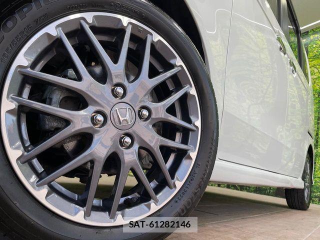 Honda N BOX CUSTOM 2023-11 8246081-12