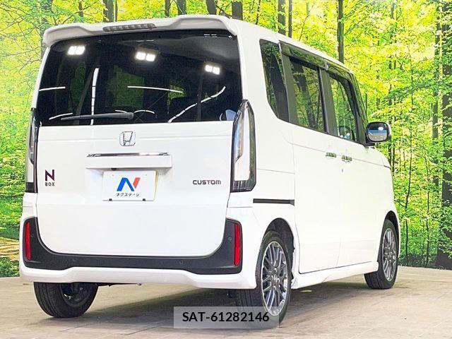 Honda N BOX CUSTOM 2023-11 8246081-16