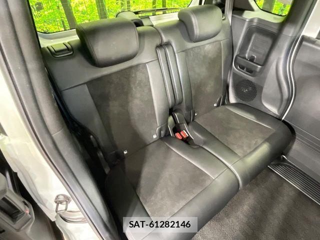 Honda N BOX CUSTOM 2023-11 8246081-8