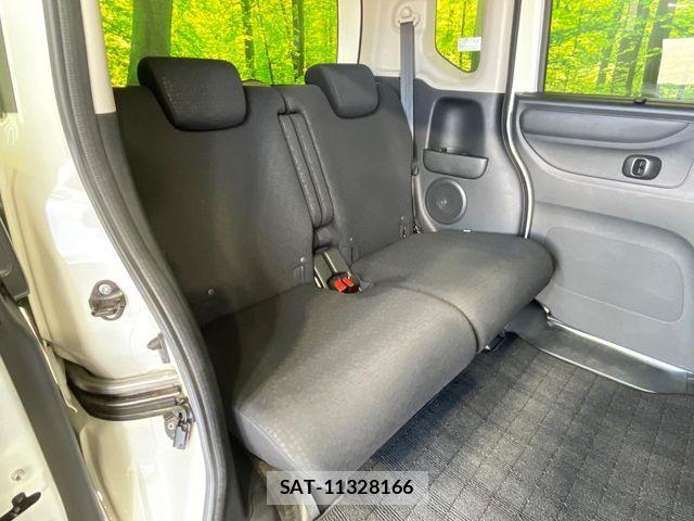 Honda N BOX CUSTOM 2017-02 8246117-9