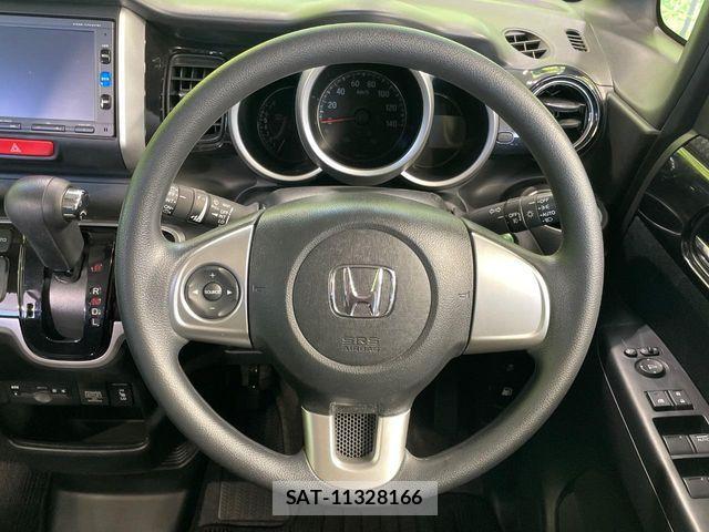 Honda N BOX CUSTOM 2017-02 8246117-11