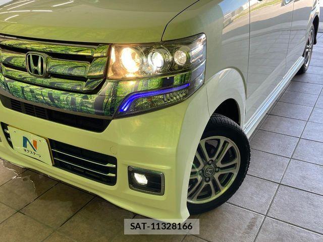 Honda N BOX CUSTOM 2017-02 8246117-12