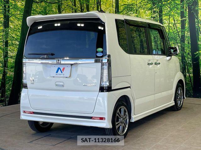 Honda N BOX CUSTOM 2017-02 8246117-17