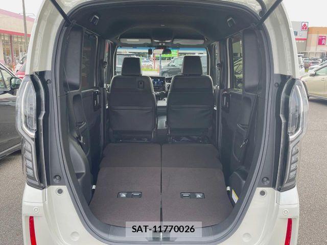 Honda N BOX CUSTOM 2017-11 8246119-12