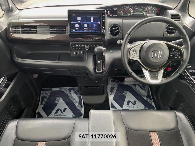 Honda N BOX CUSTOM 2017-11 8246119-1