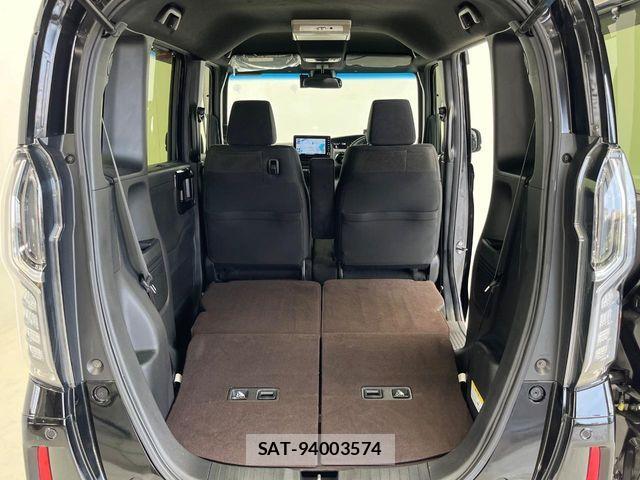 Honda N BOX CUSTOM 2019-02 8246121-11