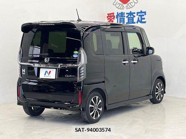 Honda N BOX CUSTOM 2019-02 8246121-17