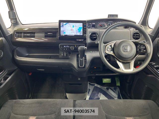 Honda N BOX CUSTOM 2019-02 8246121-1