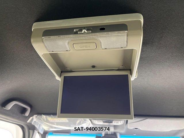 Honda N BOX CUSTOM 2019-02 8246121-2