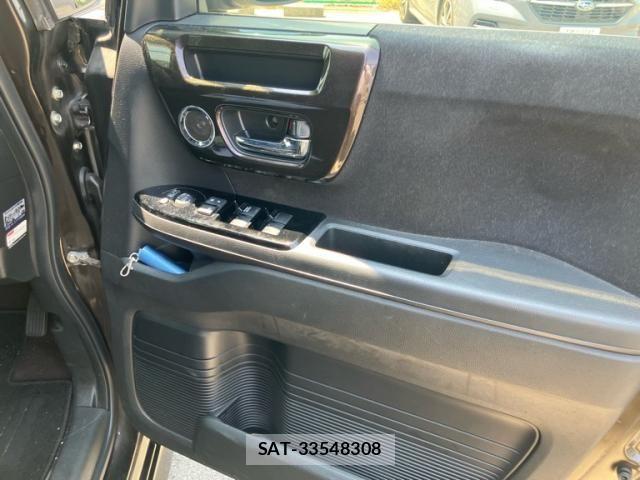 Honda N BOX CUSTOM 2017-10 8246140-12