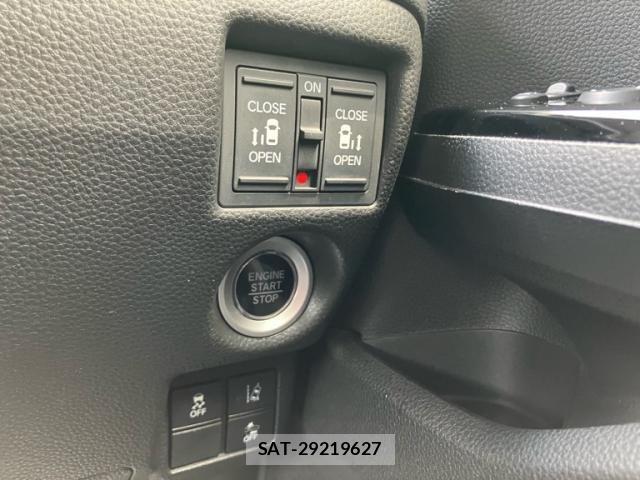 Honda N BOX CUSTOM 2017-10 8246137-14